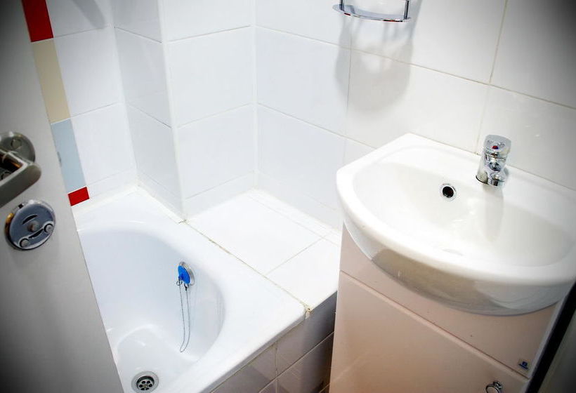 Club Best Days Hostel 7