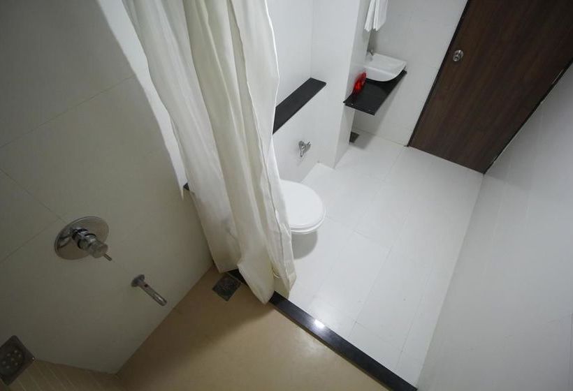 Hotel Oyo Rooms Limda Chowk Ii 10