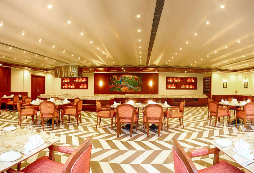 Hotel Regency Lagoon Resort 11