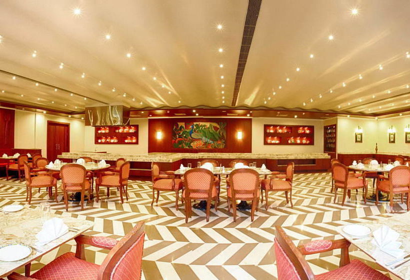 Hotel Regency Lagoon Resort 12