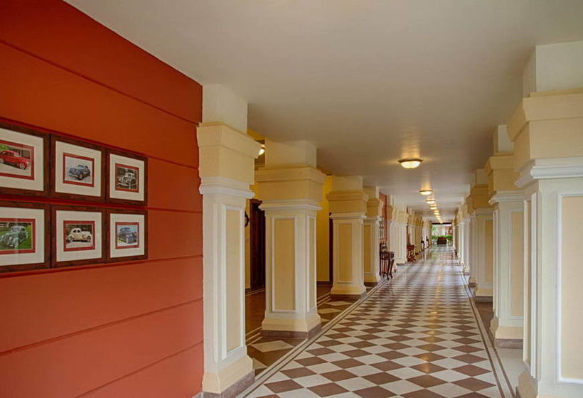 Hotel Regency Lagoon Resort 19