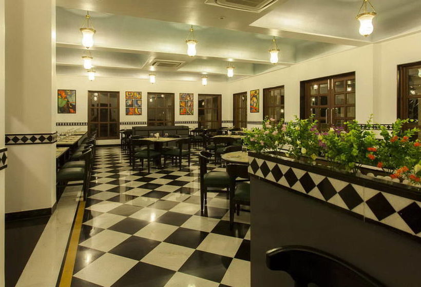 Hotel Regency Lagoon Resort 6