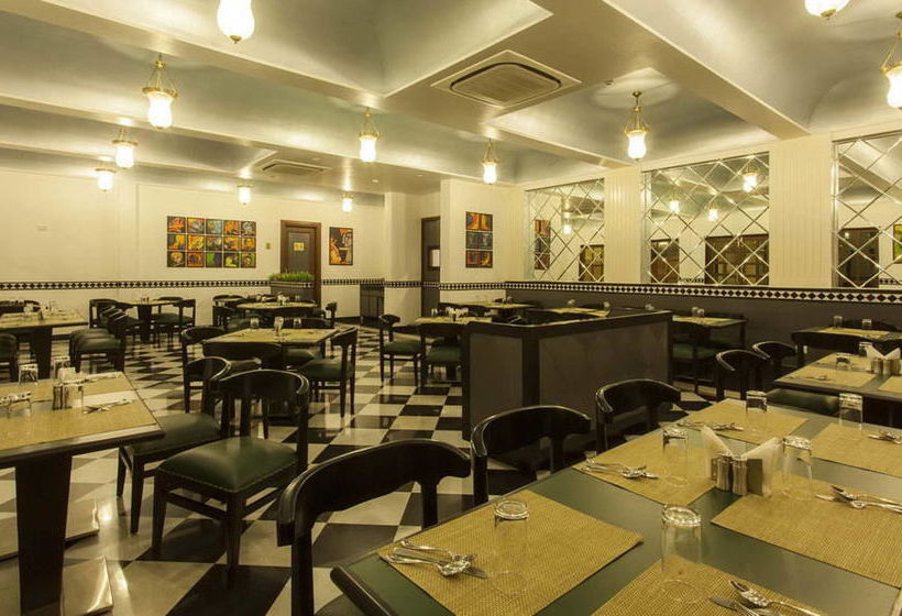 Hotel Regency Lagoon Resort 8