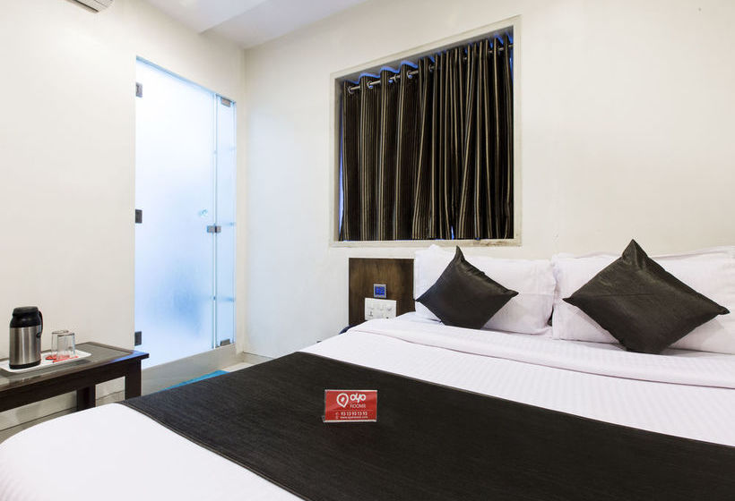 Hotel Oyo Premium Mumbai Colaba Causeway 4