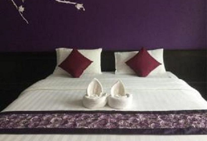 V2 Seagate Hip Hotel 15