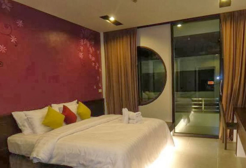 V2 Seagate Hip Hotel 2