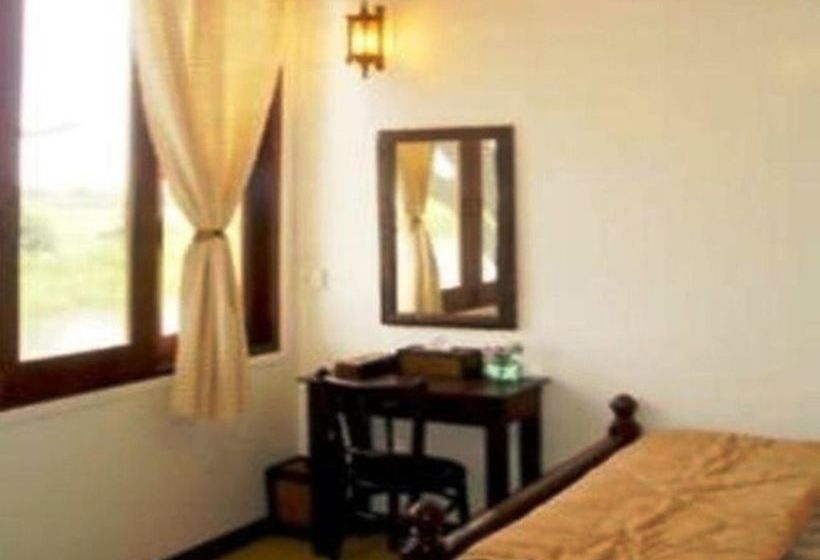 Yha Bangkok Airport Hostel 10