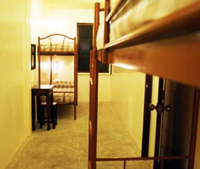 Yha Bangkok Airport Hostel 11