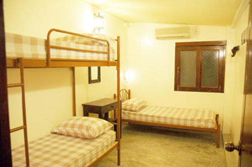 Yha Bangkok Airport Hostel 2