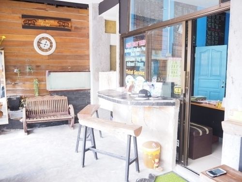 Big Boss Hostel Surat Thani