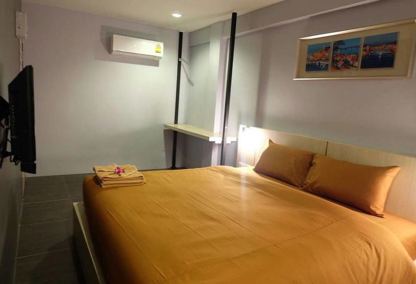 Loma Hostel Phuket 7