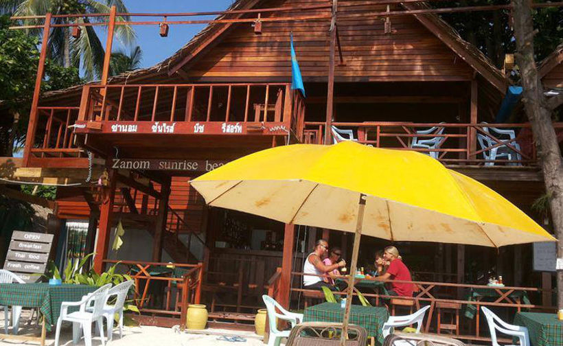 Hotel Zanom Sunrise Beach Resort 1