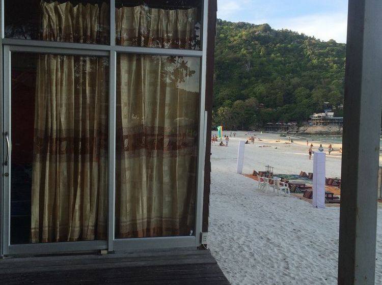 Hostel Supreeya Guesthouse 12