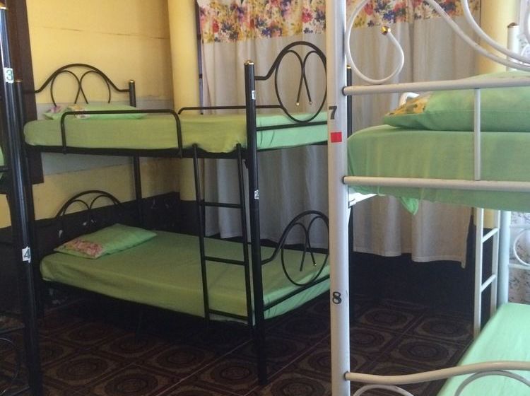 Hostel Supreeya Guesthouse 14