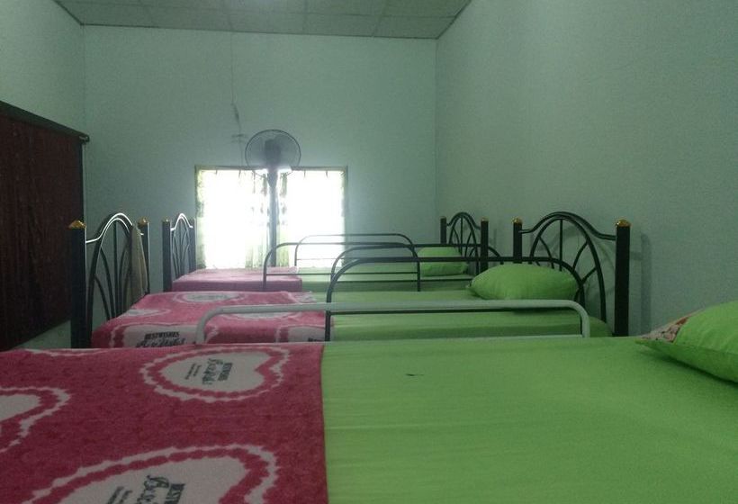 Hostel Supreeya Guesthouse 4