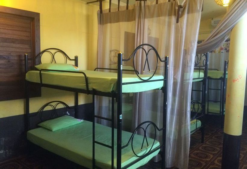 Hostel Supreeya Guesthouse 6