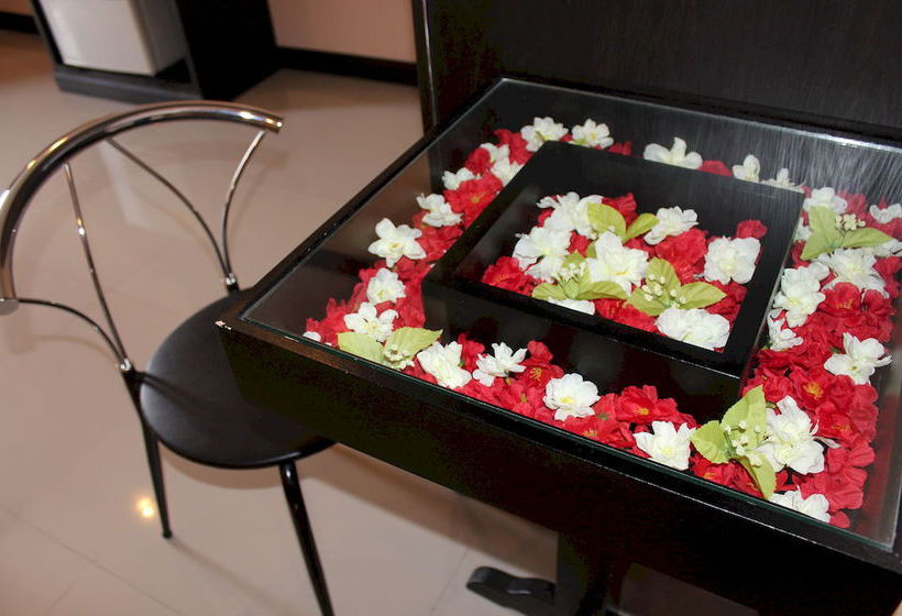 Hotel Triton Place 3