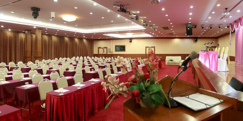 Chumphon Garden Hotel