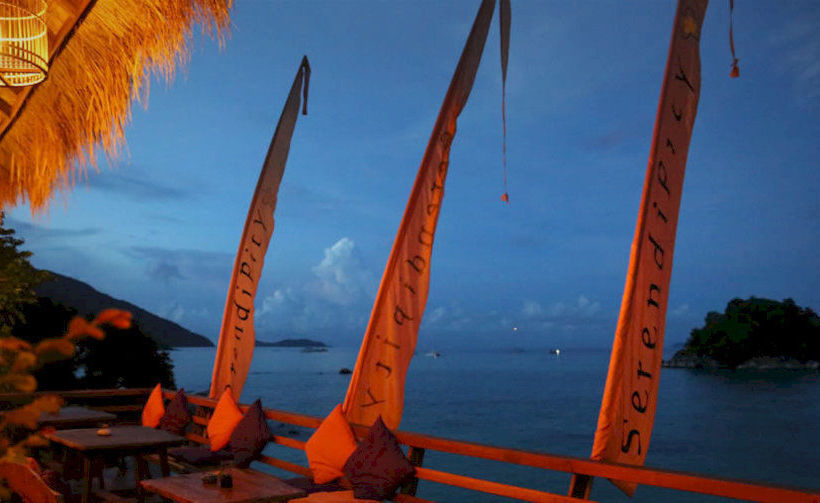 Serendipity Beach Resort Koh Lipe 2