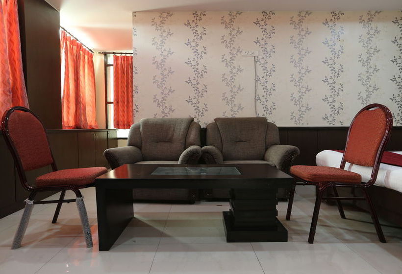 Hotel Vjr Residency 13