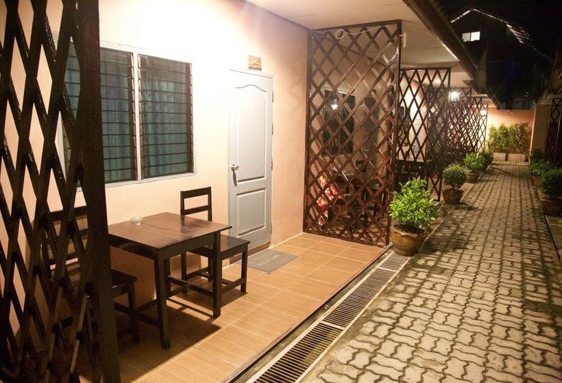 Hotel Baan Kasirin Resort 2 Koh Lipe 1