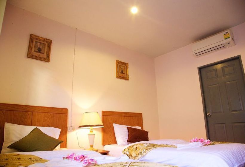 Hotel Baan Kasirin Resort 2 Koh Lipe 13