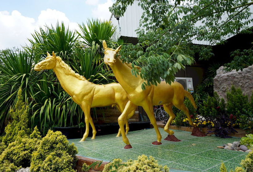 Hotel Thansila Resort 5