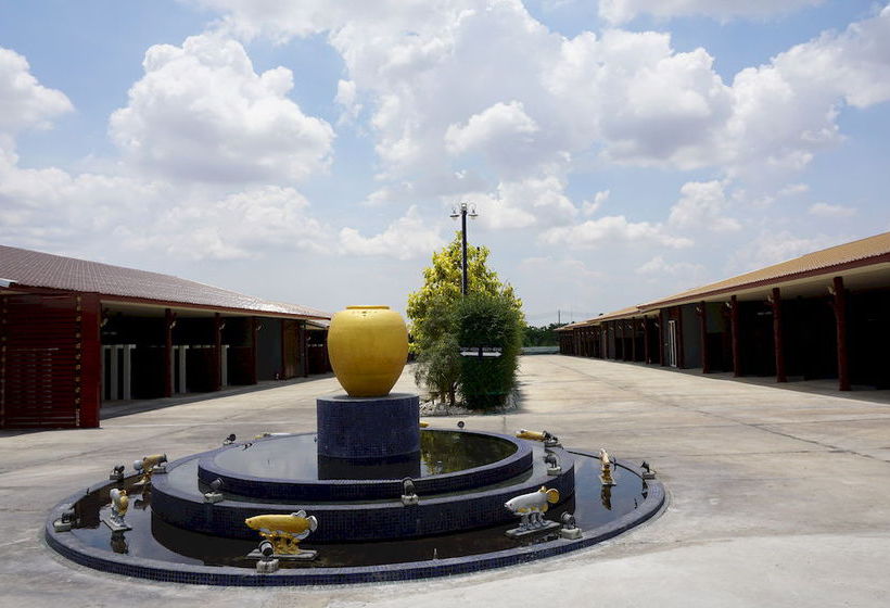 Hotel Thansila Resort 8