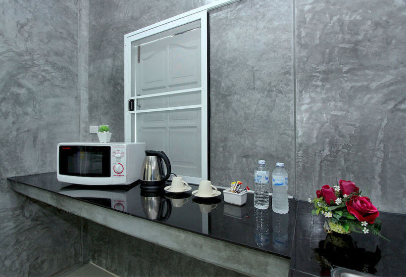 Maikhao Home Garden Bungalow 4