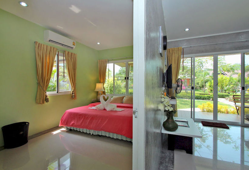 Maikhao Home Garden Bungalow 5