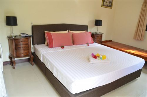 Bed And Breakfast Stc 17