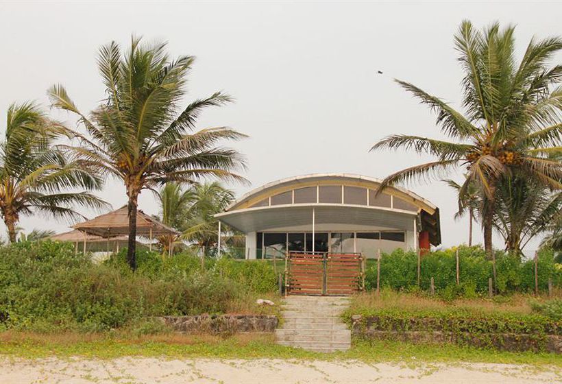 Hotel The Beach House Goa Colva
