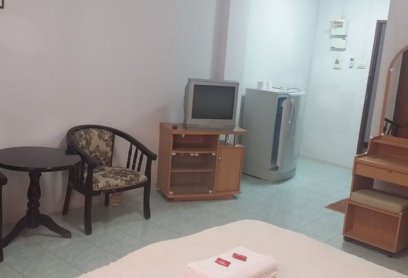 Hotel Malee Beach Guest House 1