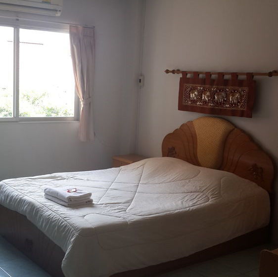 Hotel Malee Beach Guest House 19