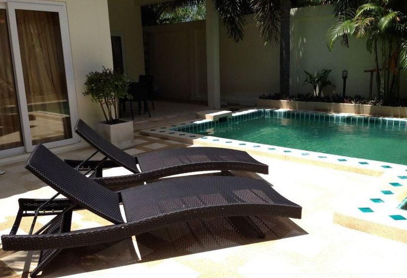 Majestic Residence Pool Villa Pattaya 18