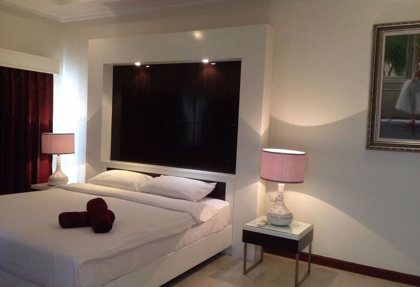 Majestic Residence Pool Villa Pattaya 19