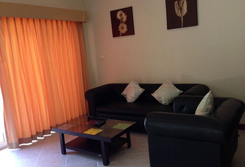 Majestic Residence Pool Villa Pattaya 6