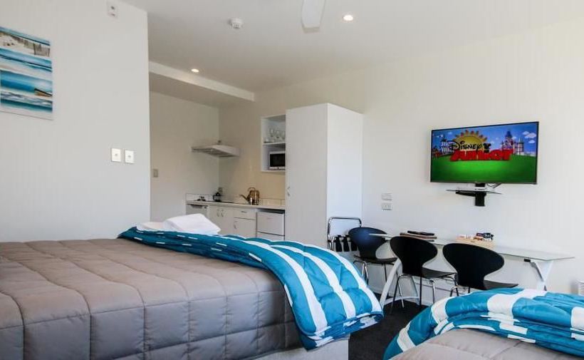 Motel Carters By The Sea Westport 11