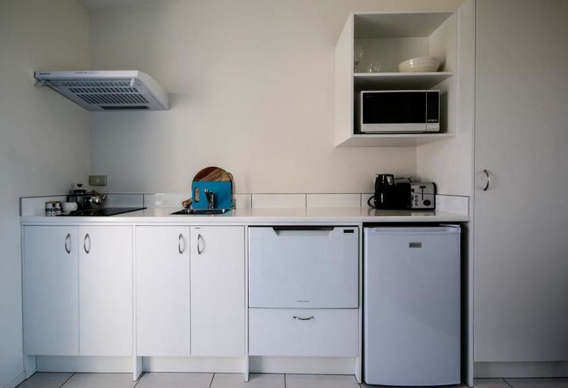 Motel Carters By The Sea Westport 13