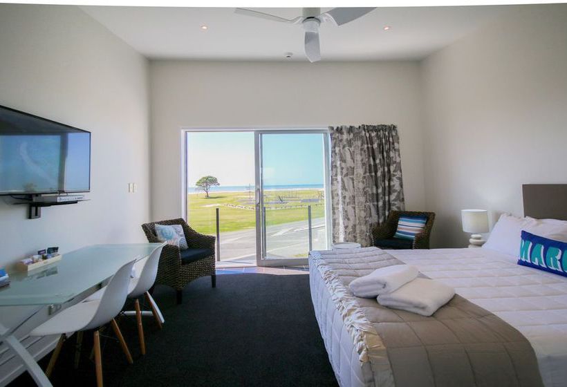 Motel Carters By The Sea Westport 15