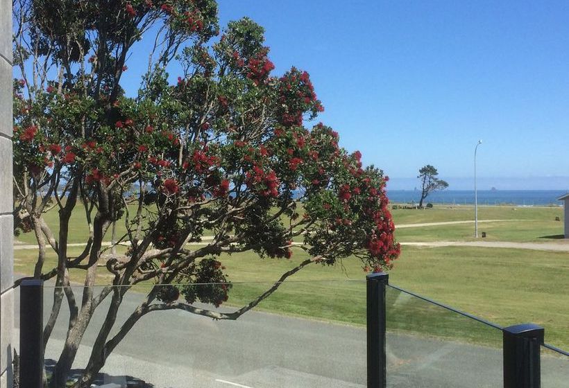 Motel Carters By The Sea Westport 19