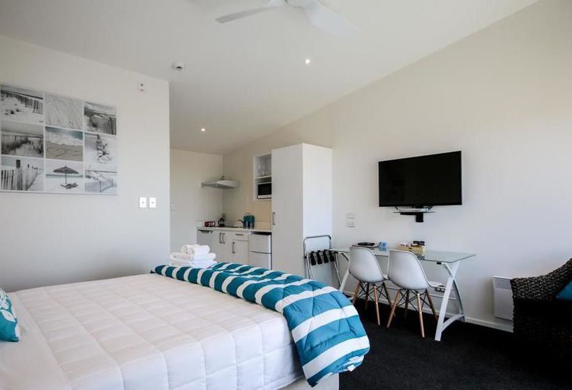 Motel Carters By The Sea Westport 2