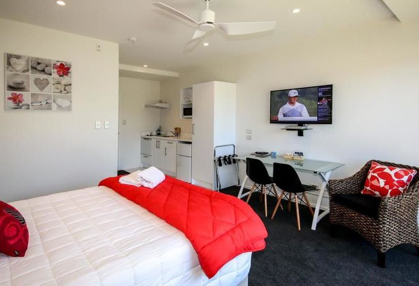 Motel Carters By The Sea Westport 3