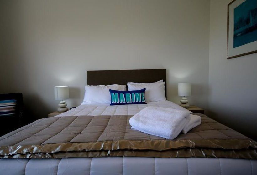 Motel Carters By The Sea Westport 5