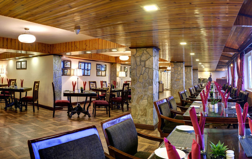 Hotel Summit Yashshree Suite & Spa 11