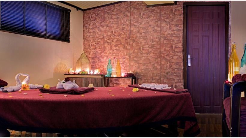 Hotel Summit Yashshree Suite & Spa 13