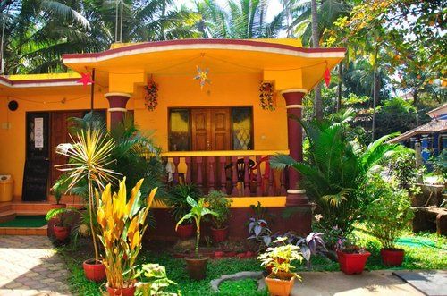 Hotel Yellow House 10