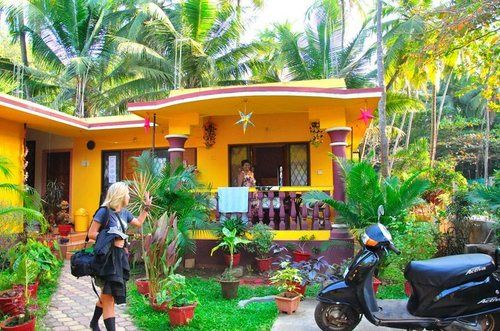 Hotel Yellow House 9