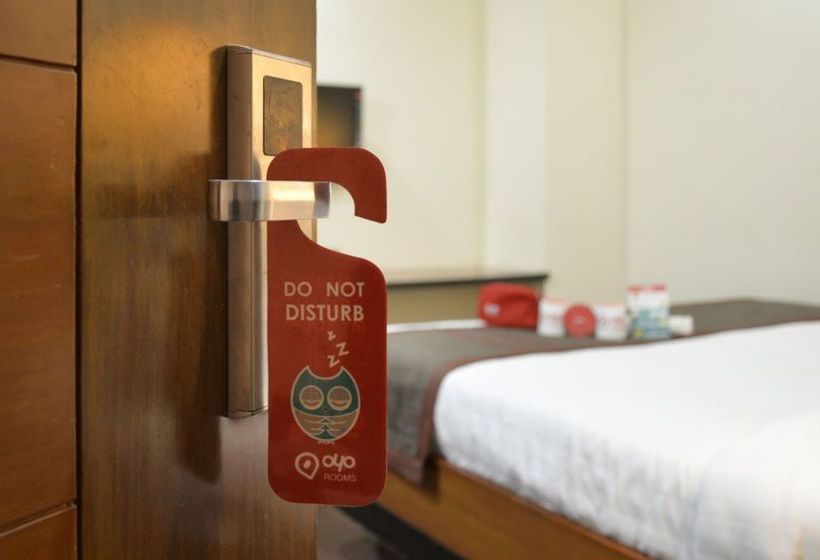 Hotel Oyo Rooms Sbi Circle 4