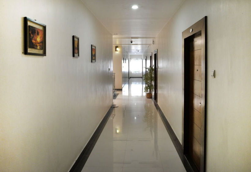 Hotel Oyo Rooms Sbi Circle 8